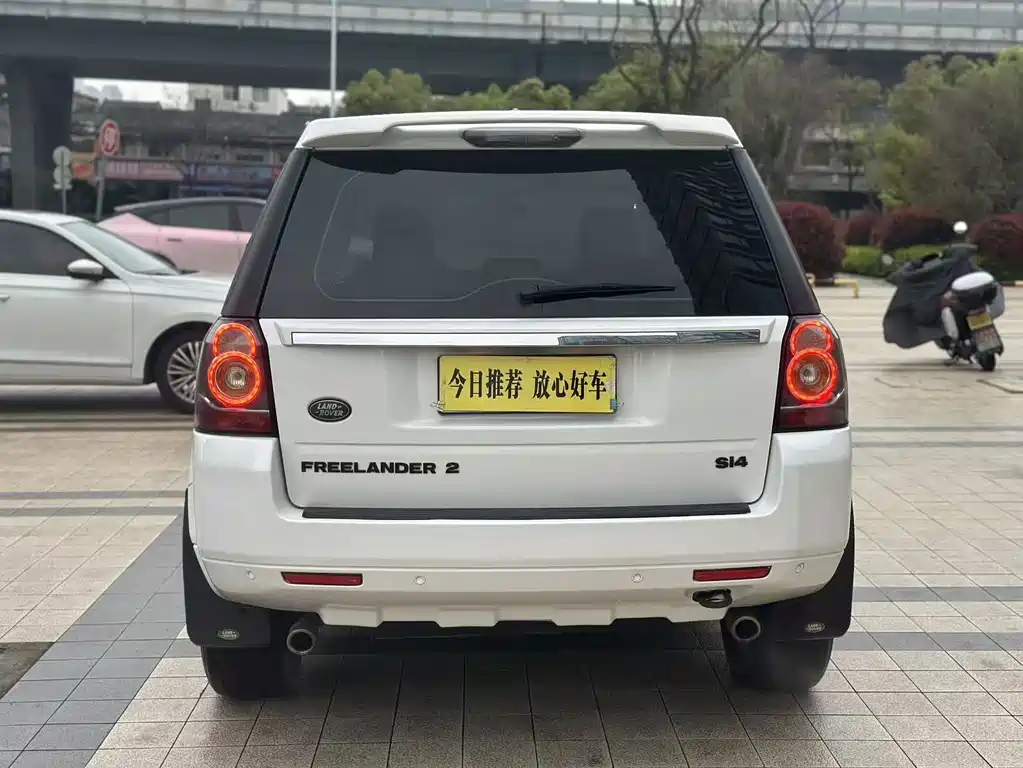 Freelander 2 神行者2 2014款 2.0 T Si4 S汽油版