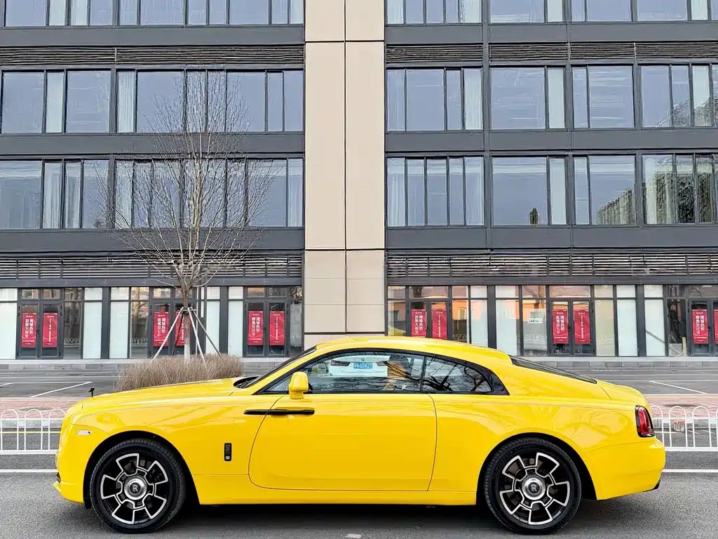 Wraith 6.6 T Black Badge Edition