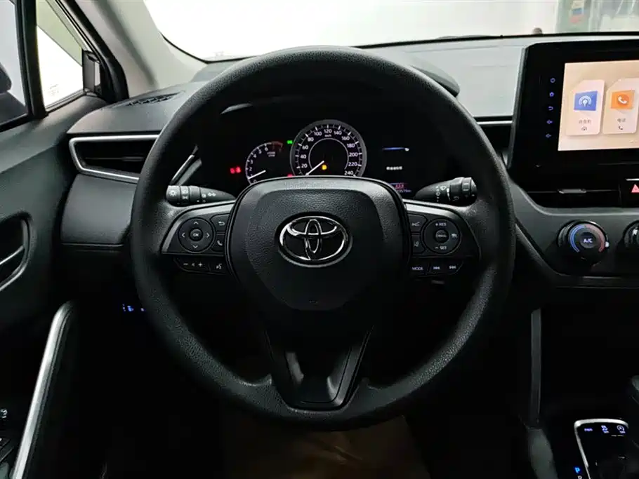 Corolla Cross 2.0 L Pioneer