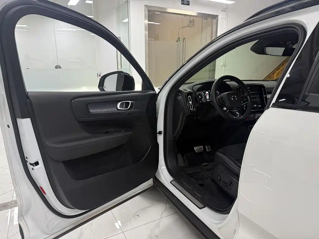 Volvo XC40 T4 4 WD Smart Vision Sport