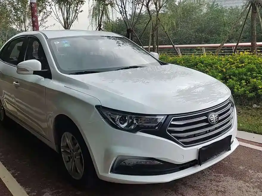 Besturn B30 1.6 L Auto Comfort