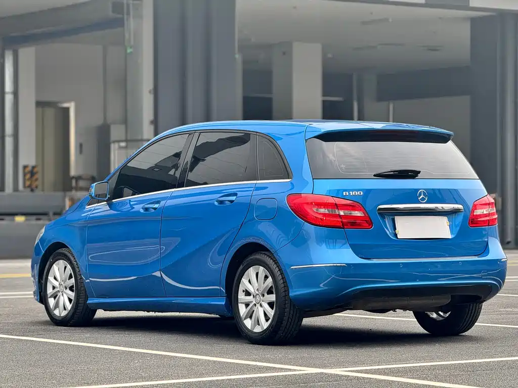 Mercedes-Benz B-Class B 180