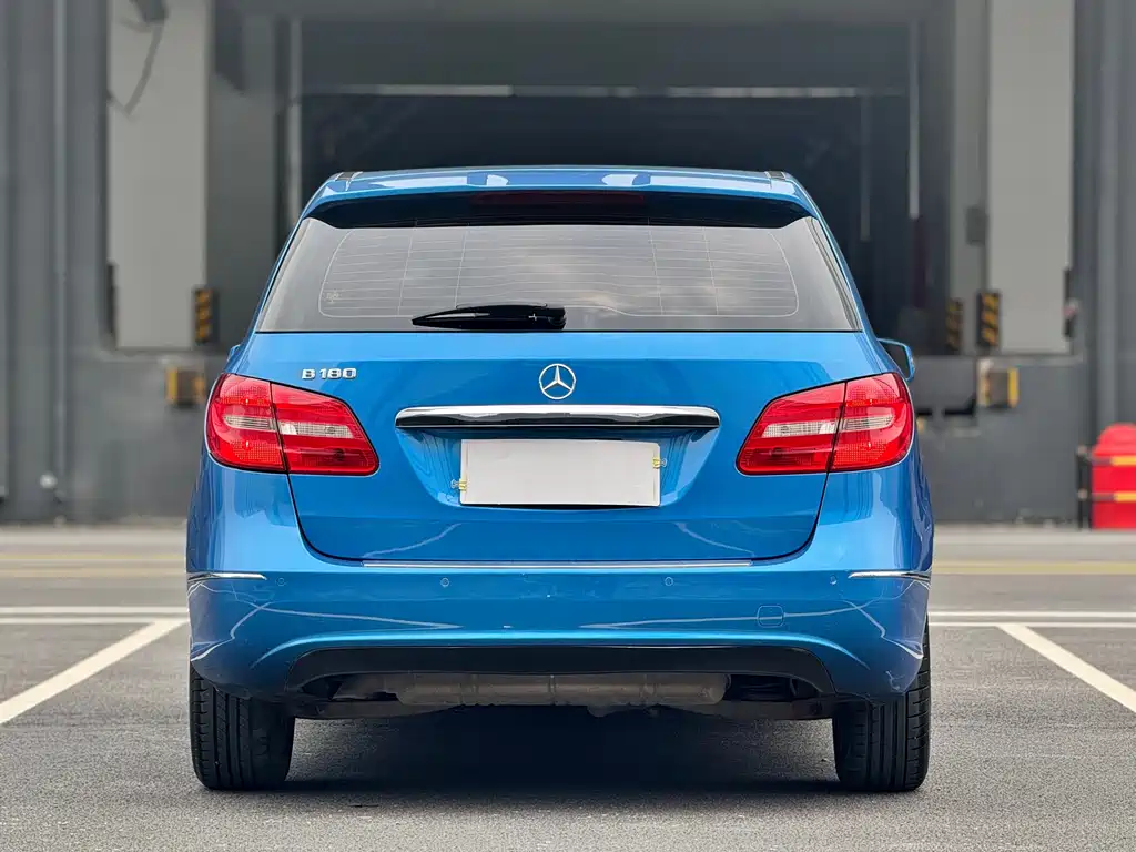 Mercedes-Benz B-Class B 180