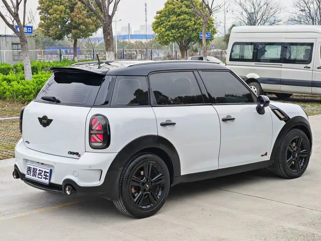 MINI COUNTRYMAN 1.6 T COOPER S ALL4