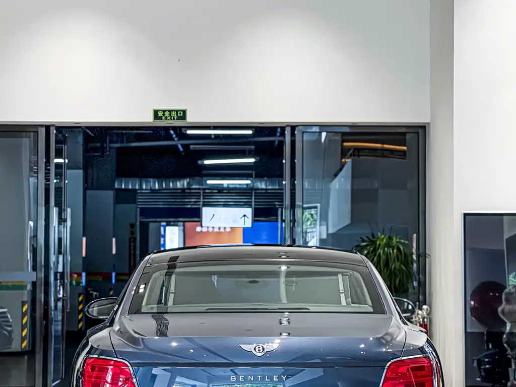 Flying Spur 6.0 T W12 Standard