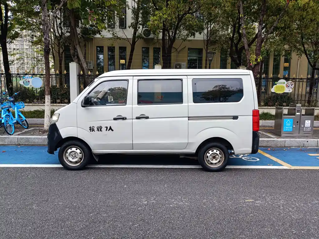 Changan Star 3 长安之星3 2015款 1.0 L超值版非空调C10