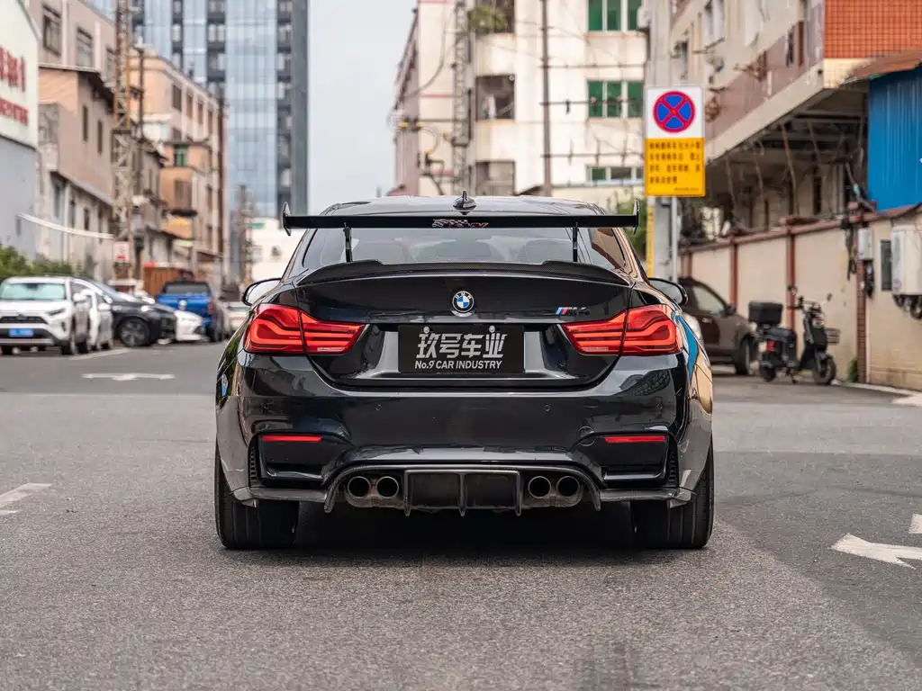 BMW M4 M4 2-door Coupe