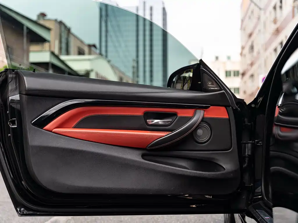 BMW M4 M4 2-door Coupe