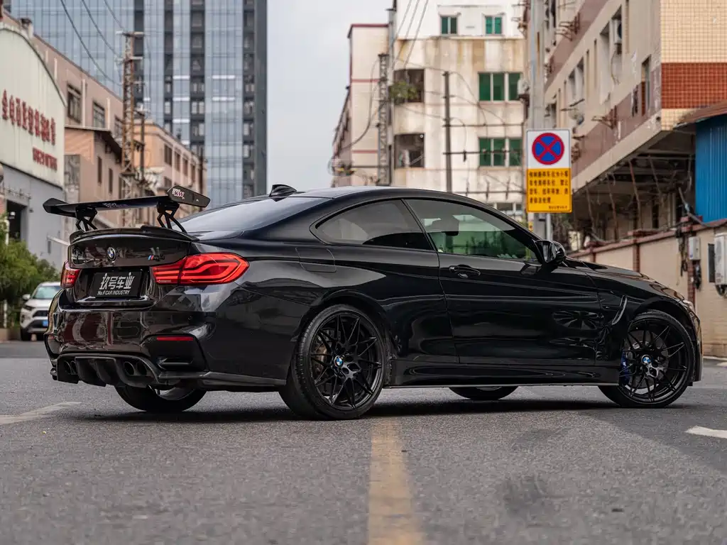 BMW M4 M4 2-door Coupe