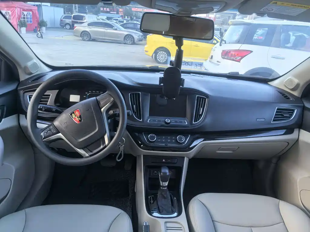 Roewe 360 1.5 L Auto Smart Screen