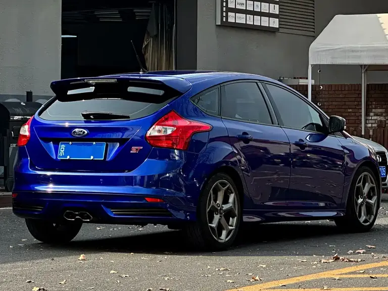 Ford Focus (Import) 福克斯(进口) 2013款 2.0 T ST 标准版