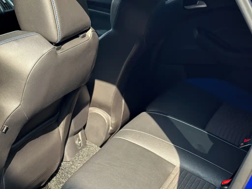 Focus (Import) 福克斯(进口) 2013款 2.0 T ST 标准版