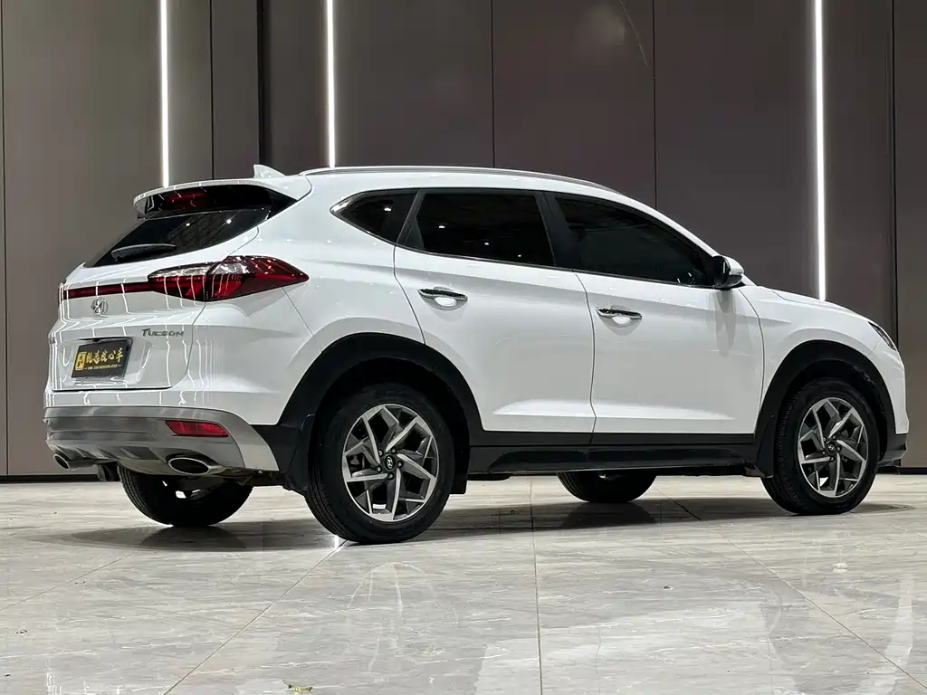 Tucson 280 TGDi DCT 2 WD Connected CN-V