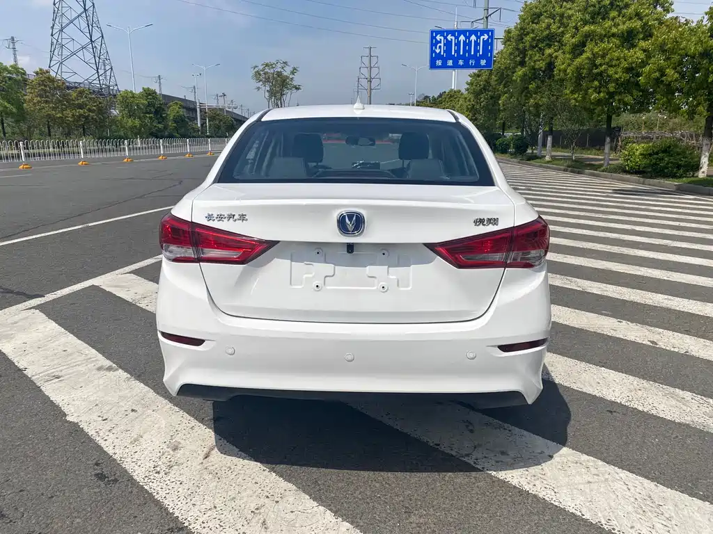 Yuexiang 1.5 L DCT Luxury CN-VI