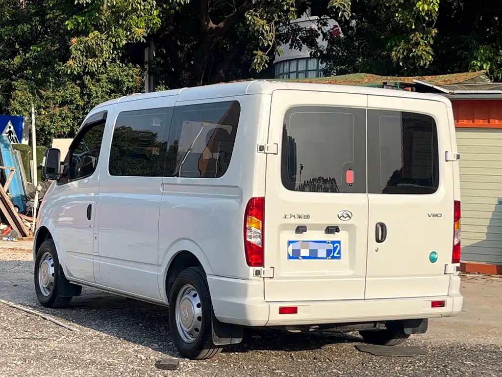 Xintu V80 新途V80 2024款 傲运通超值版 6 AMT 短轴超低顶127 Ps 7/8/9座
