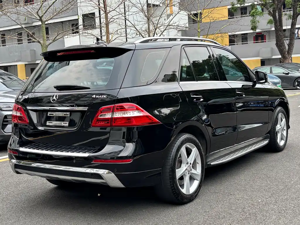 Mercedes-Benz M-Class ML 350 Luxury