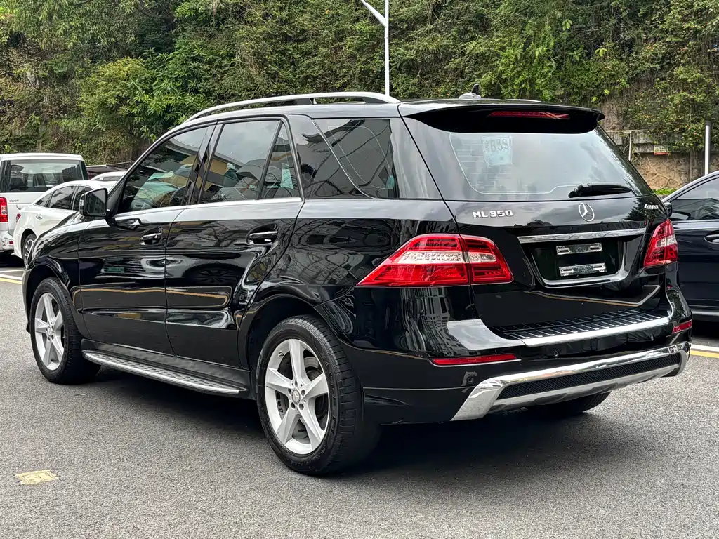 Mercedes-Benz M-Class ML 350 Luxury