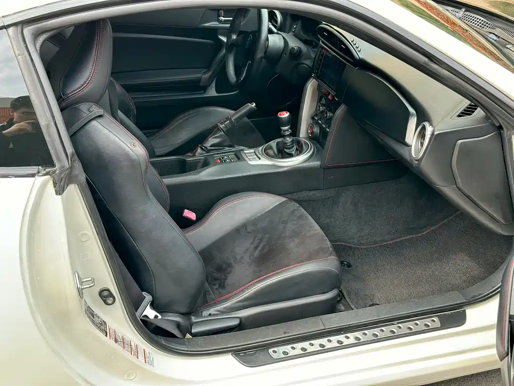 Toyota 86 2.0 L Manual Luxury