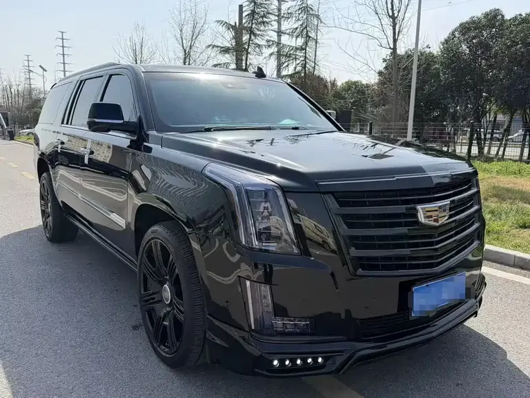 Cadillac Escalade 6.2 L ESV Platinum Extended
