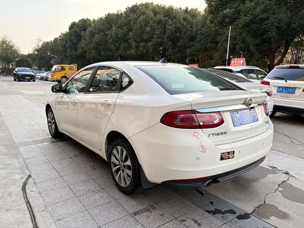 Viaggio 1.4 T Auto Joy