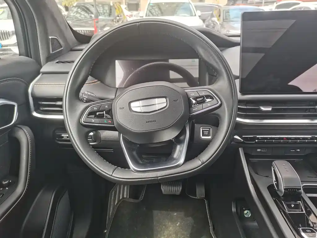 Haoyue L 2.0 T DCT Premium
