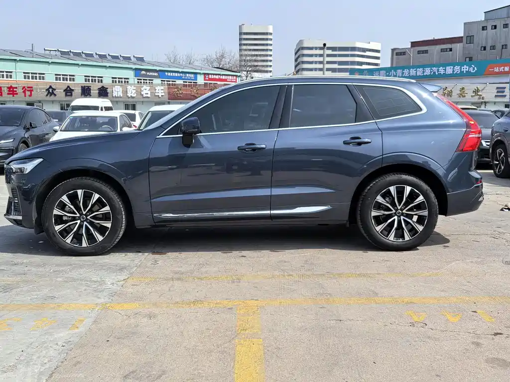 Volvo XC60 B5 4 WD Smart Vision Luxury