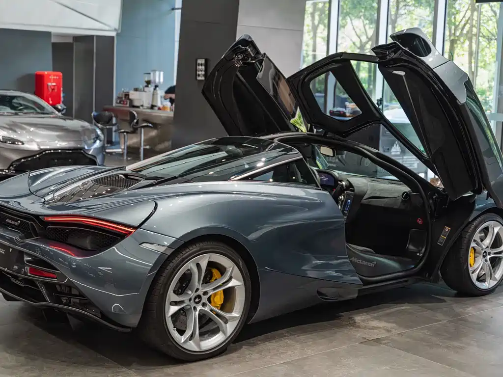 McLaren 720 S 4.0 T Coupe