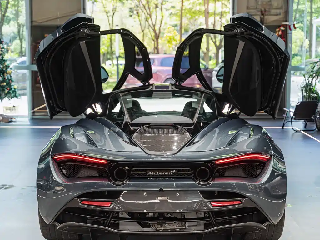 McLaren 720 S 4.0 T Coupe