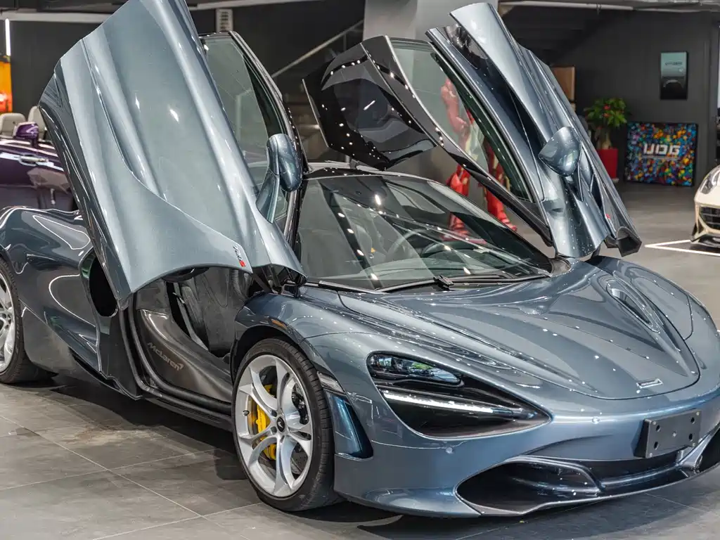 McLaren 720 S 4.0 T Coupe