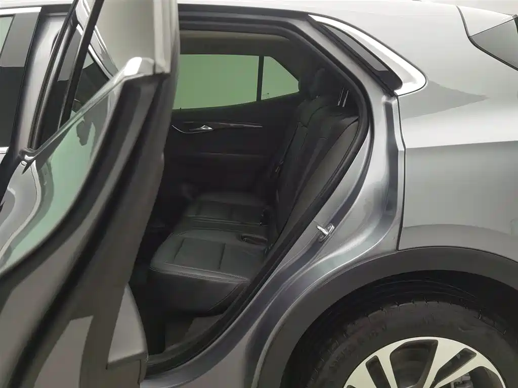 Envision S 昂科威S 2022款 昂科威S 652 T 两驱精英型