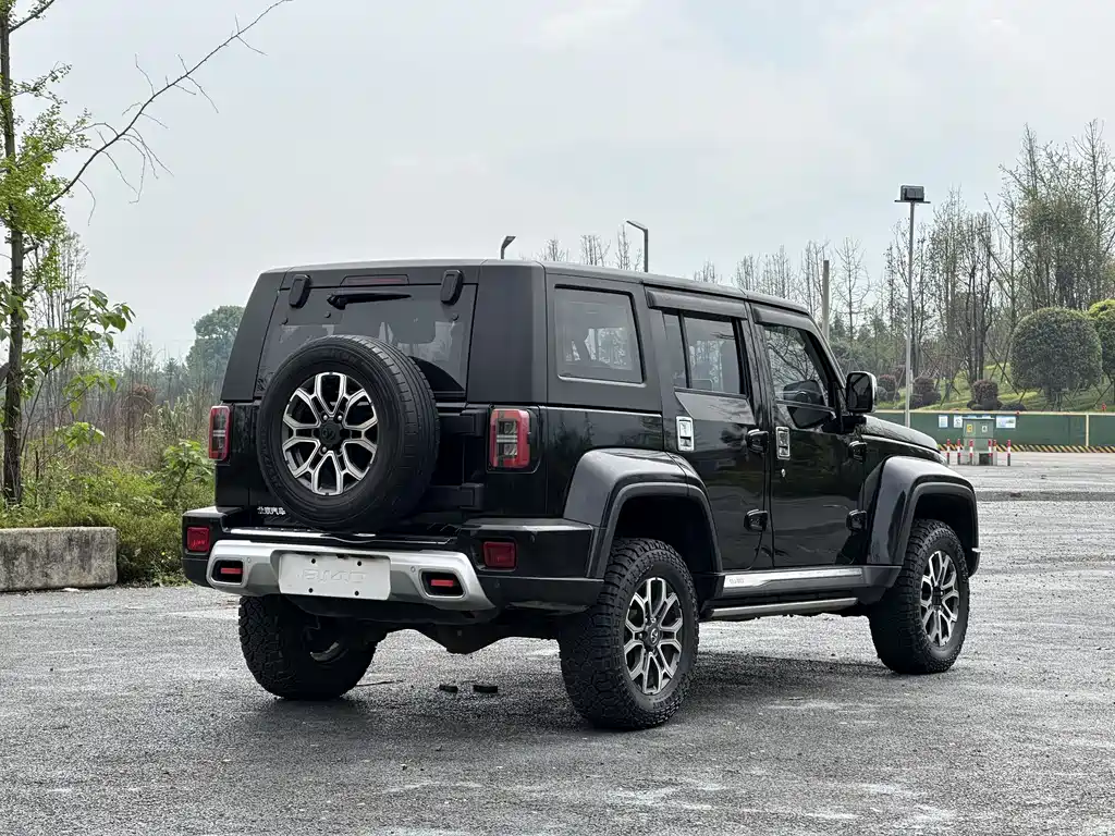 BAIC BJ40 PLUS 2.3 T Auto 4 WD Premium CN-VI