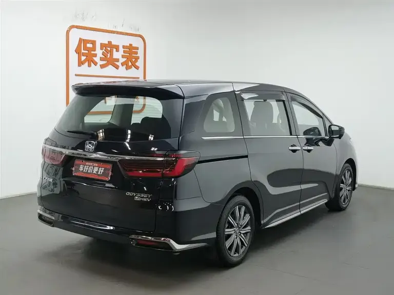 Honda Odyssey 2.0 L e:HEV Sharp· Joy