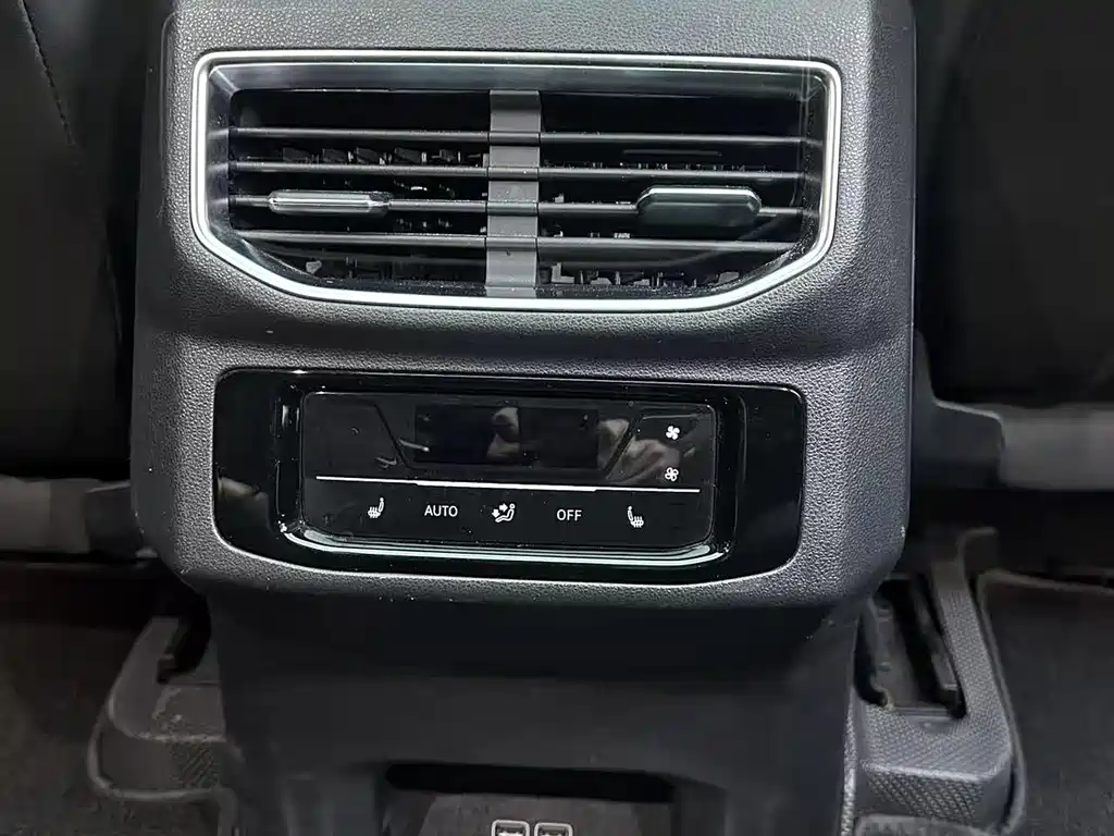 Talagon 380 TSI 4 WD Luxury Premium Realm Pro
