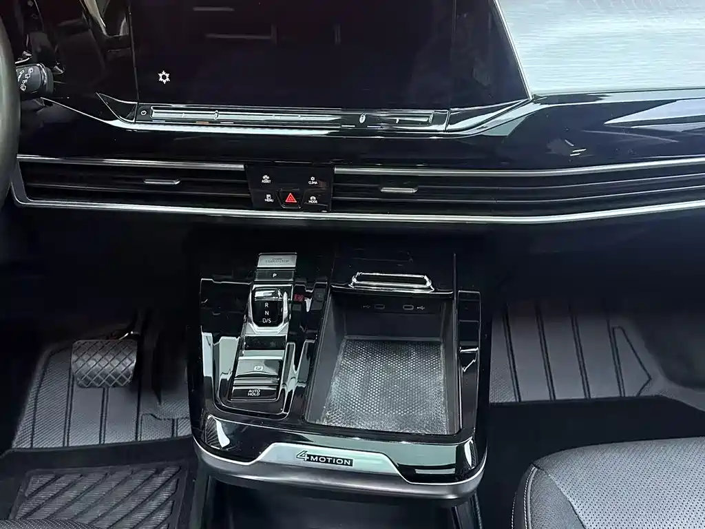Talagon 380 TSI 4 WD Luxury Premium Realm Pro