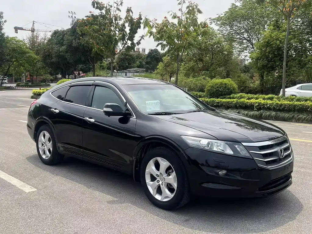 Crosstour 2.4 L Luxury
