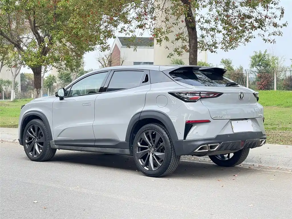 Changan UNI-T 1.5 T Flagship