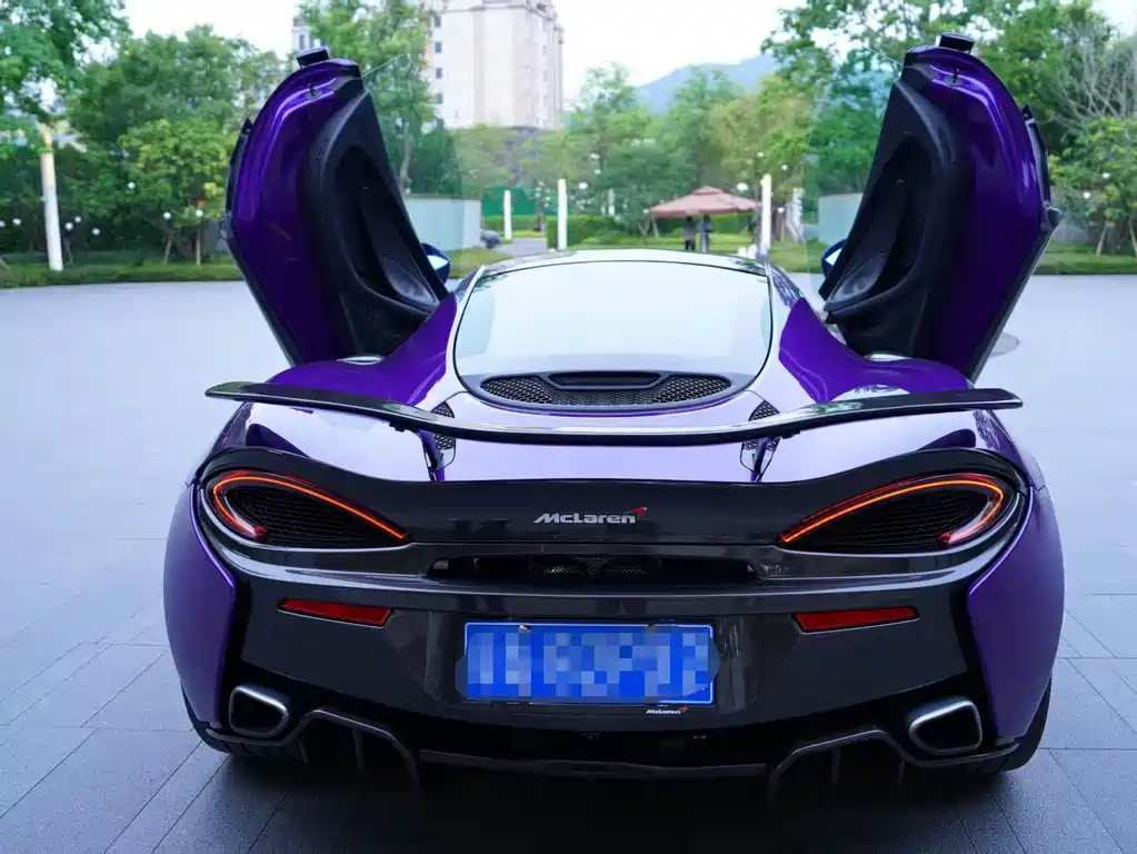 McLaren 570 570 GT 3.8 T Coupe