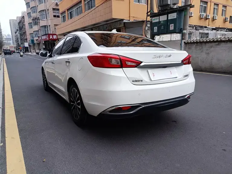 Zotye Z500 众泰Z500 2016款 1.5 T 手动尊贵型