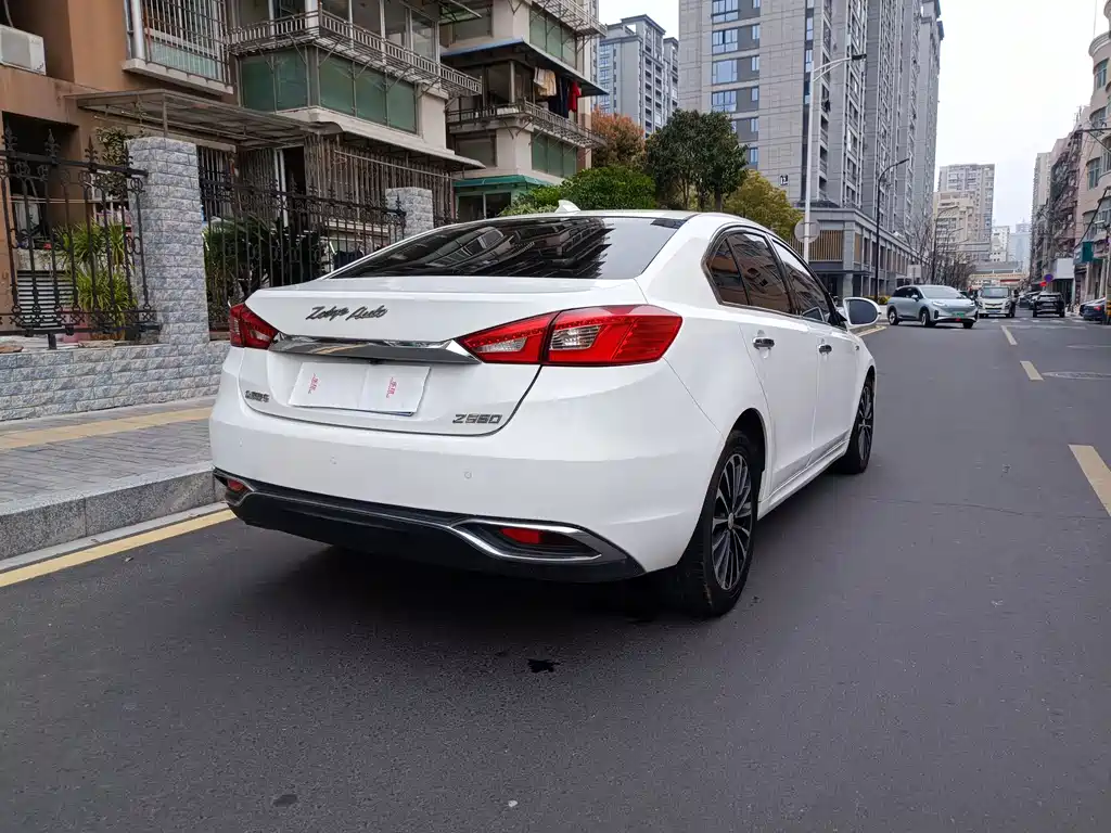 Zotye Z500 众泰Z500 2016款 1.5 T 手动尊贵型