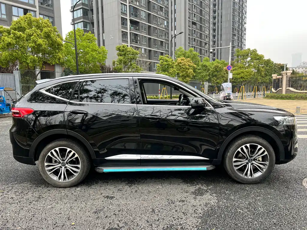 Haval F7 2.0 T 2 WD i Motion