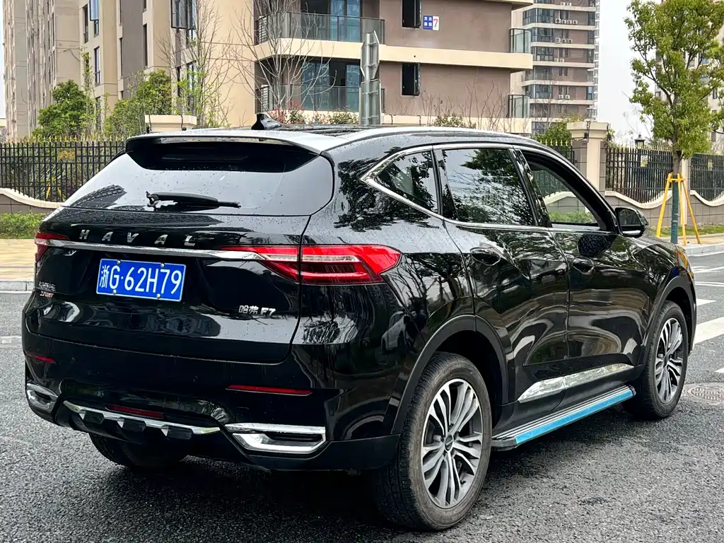 Haval F7 2.0 T 2 WD i Motion