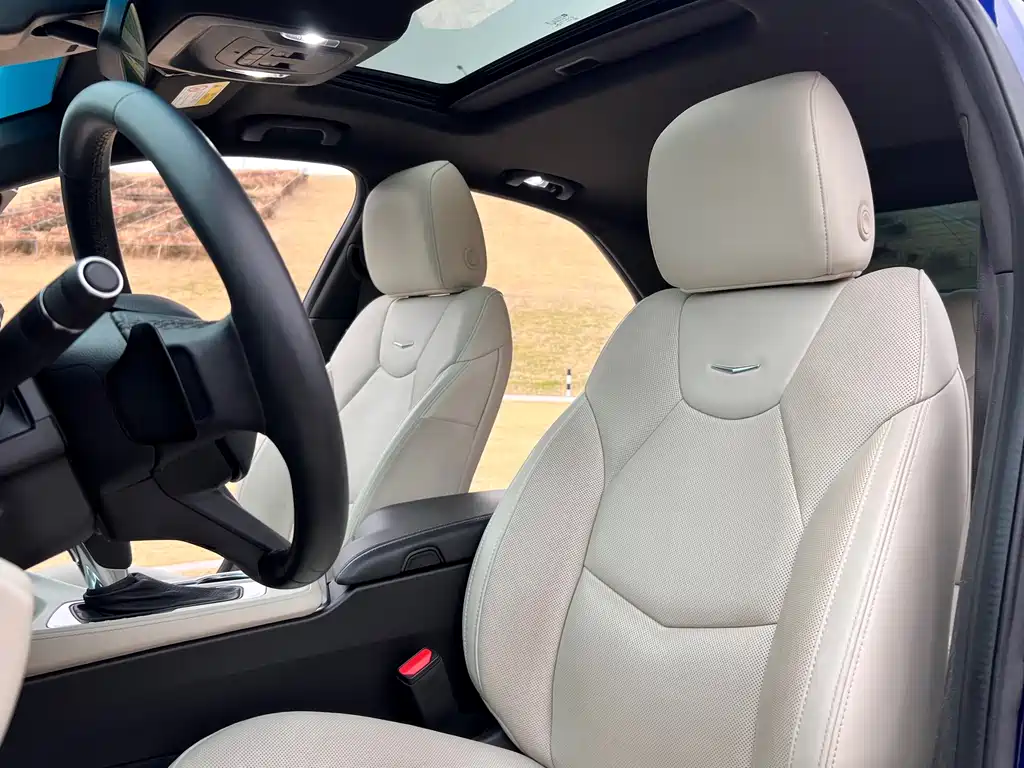 Cadillac CT4 25 T Luxury