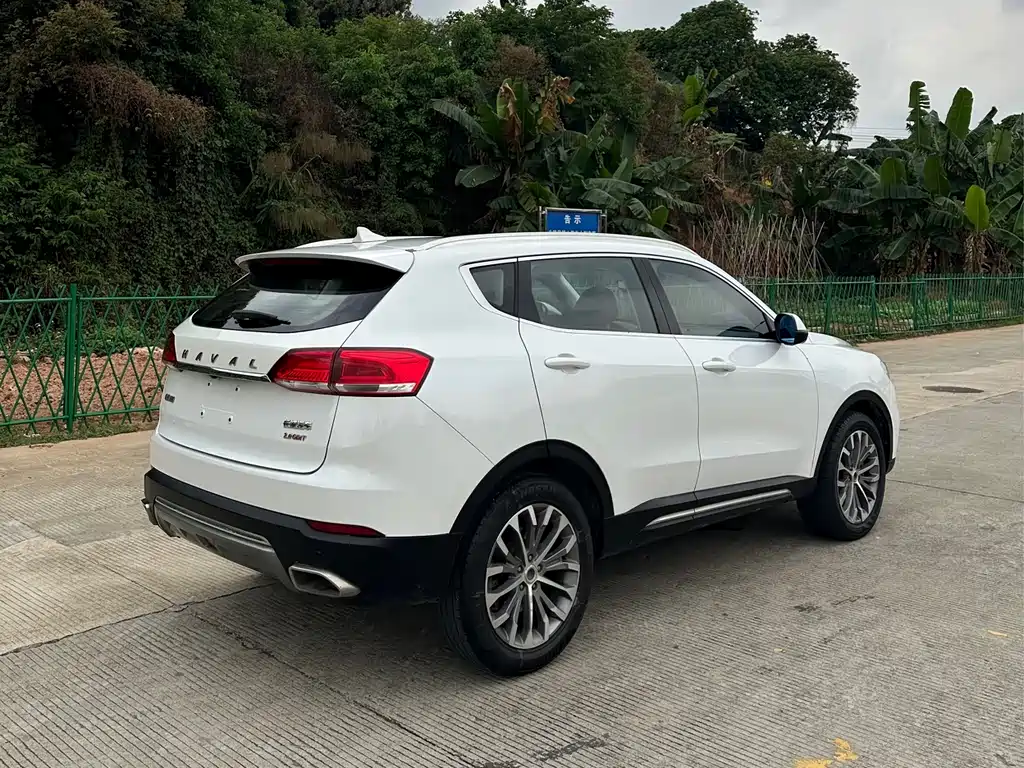 Haval H6 Blue Label 2.0 T Auto 2 WD Smart Style