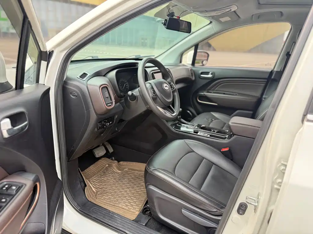 GAC Trumpchi GS3 传祺GS3 2017款 200 T 自动豪华版