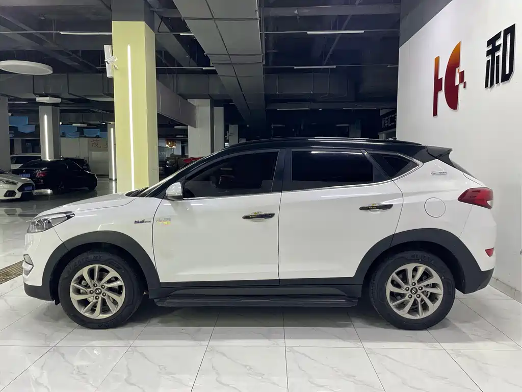 Tucson 1.6 T DCT 2 WD 15 Anniversary Special Edition