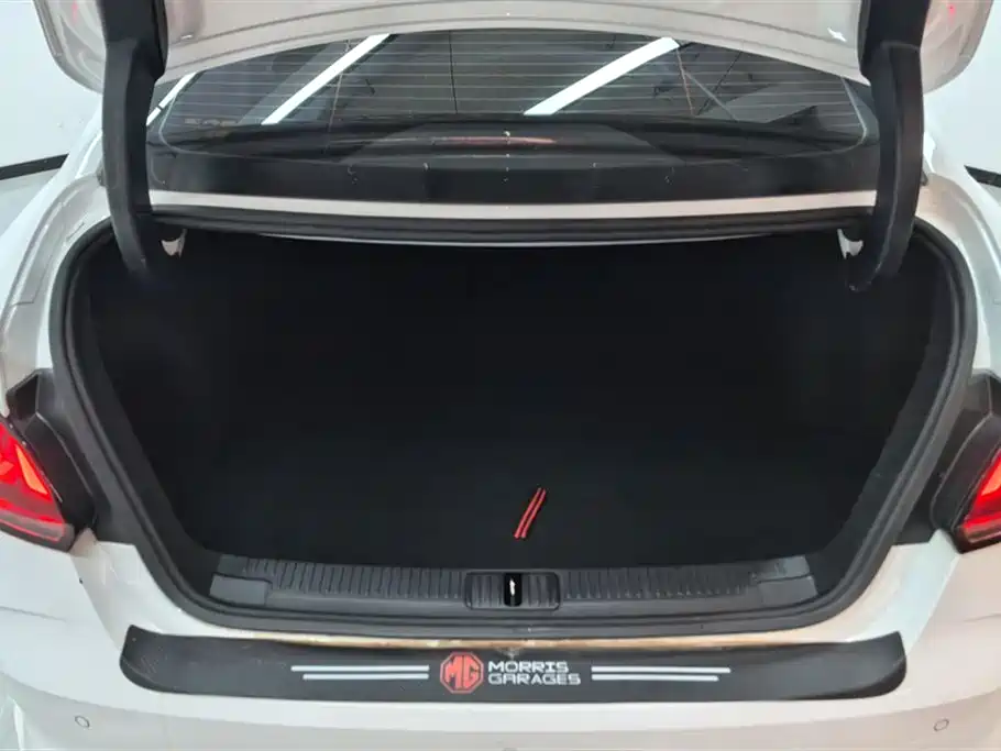 MG5 180 DVVT Manual Style