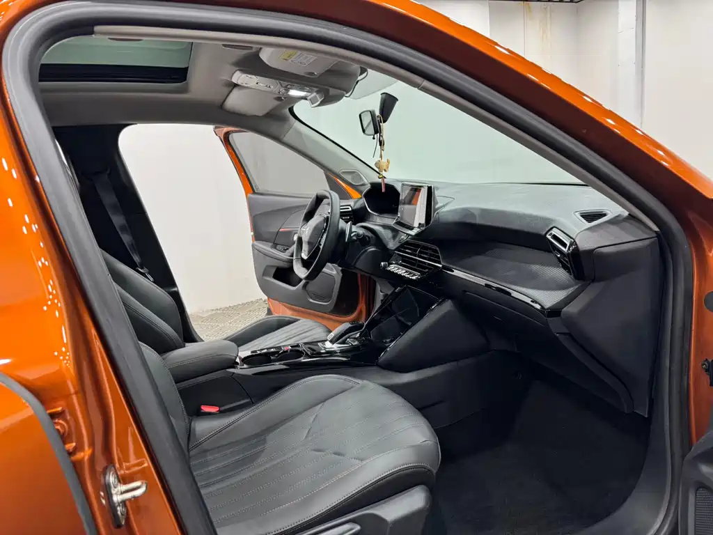 Peugeot 2008 2022 230 THP THE ONE