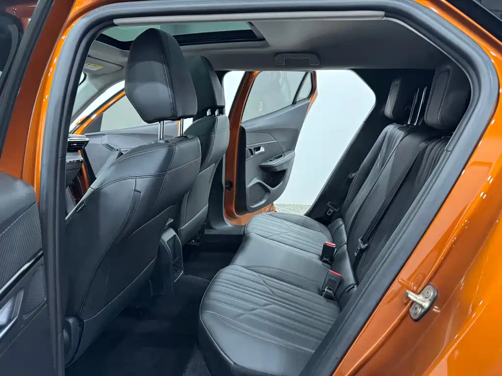 Peugeot 2008 2022 230 THP THE ONE