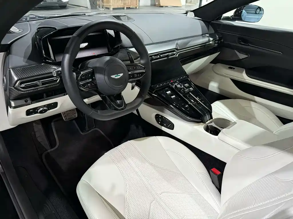 V8 Vantage 4.0 T V8 Coupe
