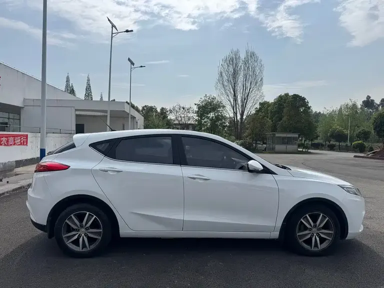 Changan Eado XT 1.6 L Manual Handsome Cool CN-IV